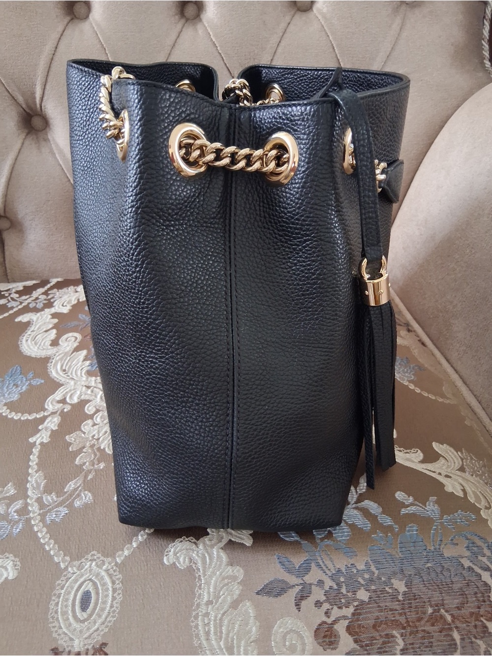 Gucci Soho Leather Shoulder Bag with Gold Chain - Picture 8 of 15